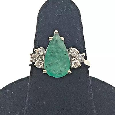 Large Pear Shaped Emerald & Diamond 18k White Gold Ring