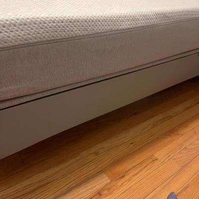 Sleep Number 360 Queen Bed Frame and Three Sets of Queen Flannel Sheets (P-KD)