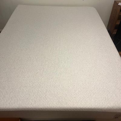 Sleep Number 360 Queen Bed Frame and Three Sets of Queen Flannel Sheets (P-KD)
