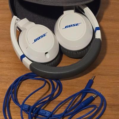 Bose Wired Headphones with Case