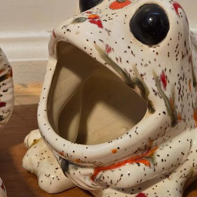 Mid Century Modern Ceramic Frog and Mushroom