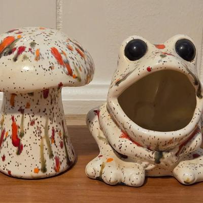Mid Century Modern Ceramic Frog and Mushroom