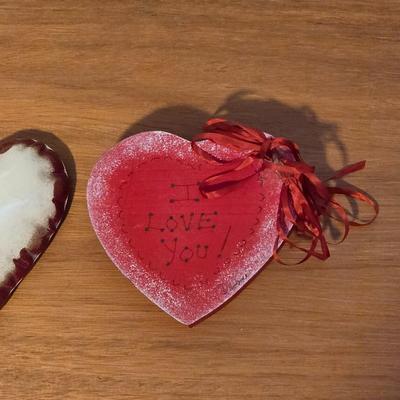 Wood & Ceramic Heart Deco