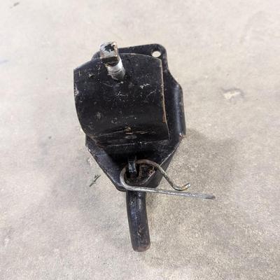 Weight Distribution Hitch Bracket Choice 1