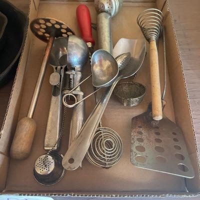 G5-Cast Iron plus utensils