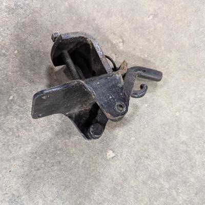Weight Distribution Hitch Bracket Choice 2