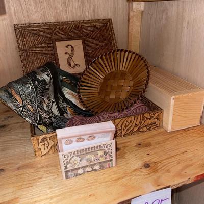 G25-Wooden boxes plus extras