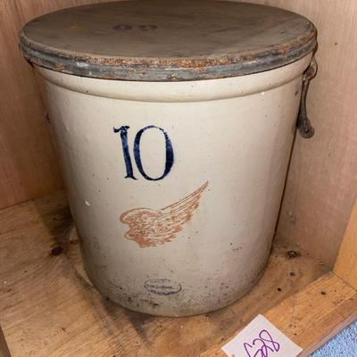 G28-Redwing Crock with Lid