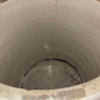 G28-Redwing Crock with Lid