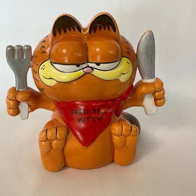 Garfield piggy bank