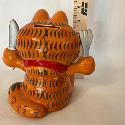 Garfield piggy bank