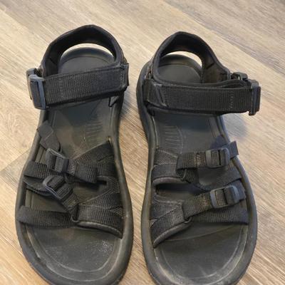 Men's Size 13 Teva Sandals