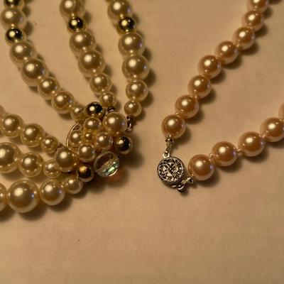 J4-Necklace Lot
