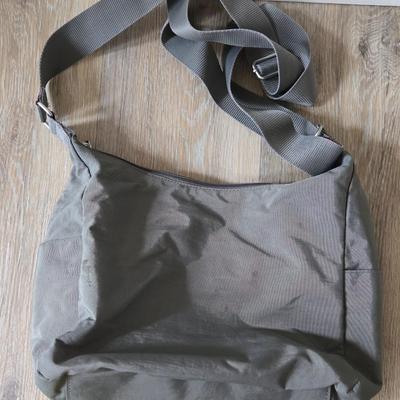 Baggallini Gray Handbag