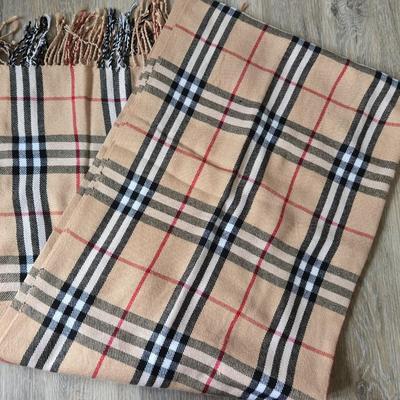 Burberry Style Plaid Wool Scarf