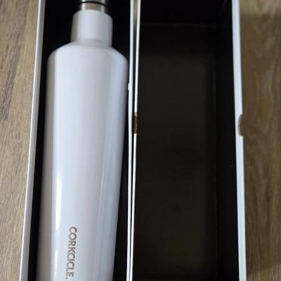 Portable Wine Bottle in the Box