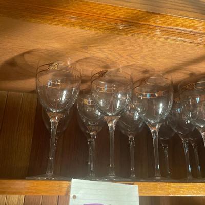 F3-Wine Glasses