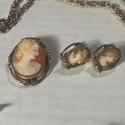 J23-Cameo Lot