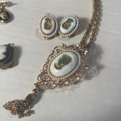J23-Cameo Lot
