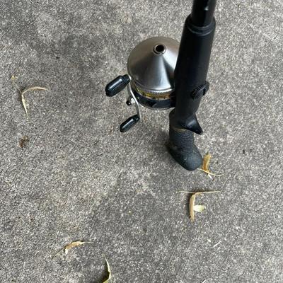 Zebco 33 Fishing Pole
