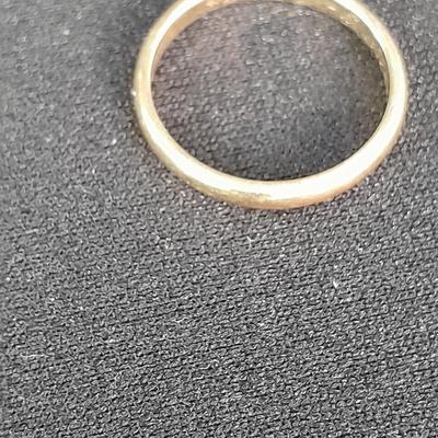 14k gold wedding band