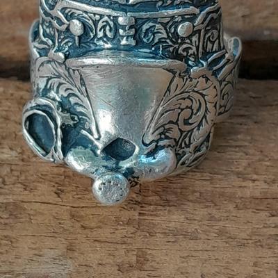 An astonishing Navajo Sterling silver saddle ring.