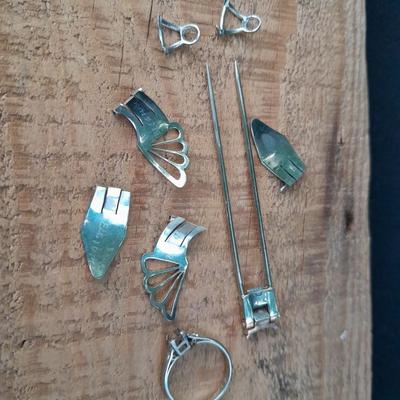 18K white gold scrap = 18k marked