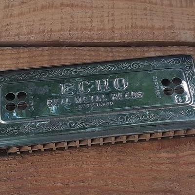 HARMONICA - HOHNER'S ECHO TREMELO - # 2-3 KEY OF C & G