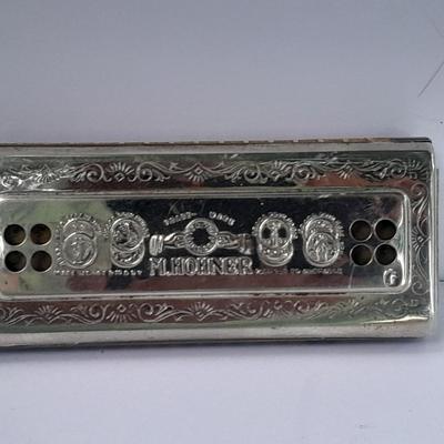 HARMONICA - HOHNER'S ECHO TREMELO - # 2-3 KEY OF C & G