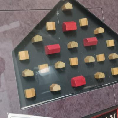 Unique Vintage Framed Monopoly game with pieces - 1935 - 1946 Parker Brothers