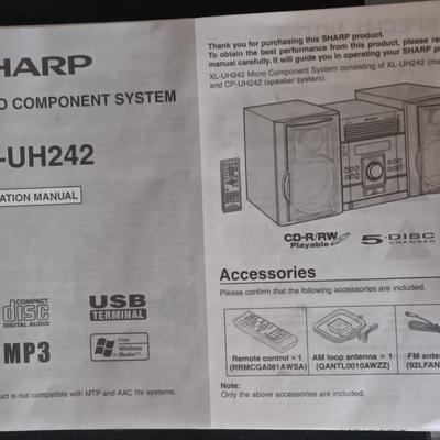 Nice Sharp Micro Component Stereo System Model XL-UH242 with remote control