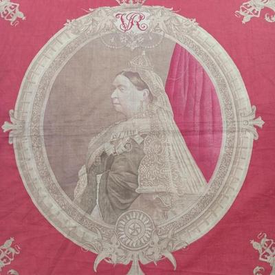 RARE SILK SCARF QUEEN VICTORIA BY COSMANOS