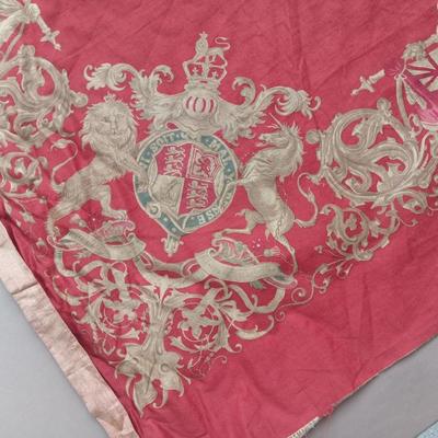 RARE SILK SCARF QUEEN VICTORIA BY COSMANOS