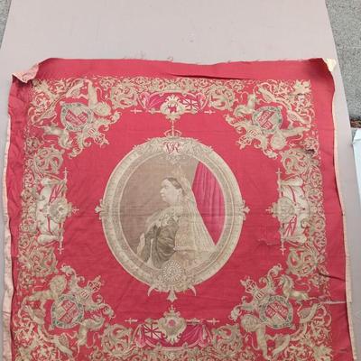 RARE SILK SCARF QUEEN VICTORIA BY COSMANOS
