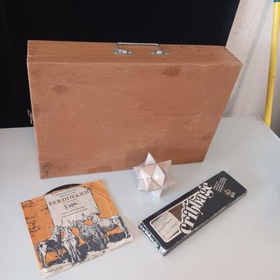 YOUTH MICROSCOPE IN WOOD BOX, WOODEN STAR PUZZLE, CRIBBAGE BOARD AND 45 RECORD