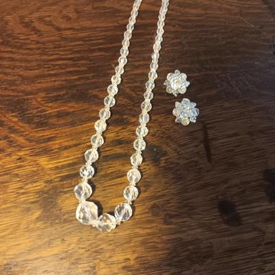 GLASS BEADED NECKLACE AND MATCHING CLIP ON EARRINGS