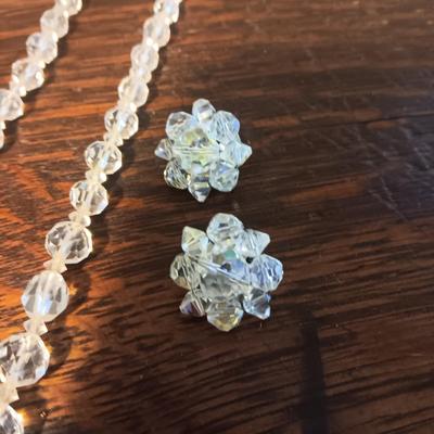 GLASS BEADED NECKLACE AND MATCHING CLIP ON EARRINGS