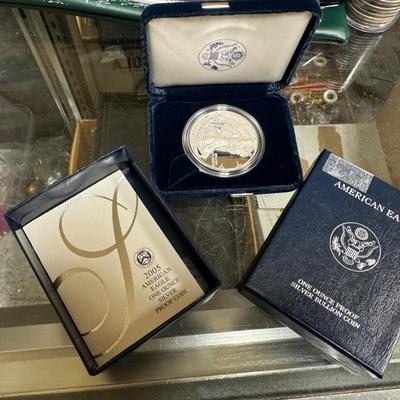 2005 AMERICAN EAGLE 1oz silver papers and box