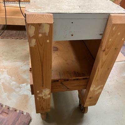 Rolling Wooden Work Bench (WS-MG)
