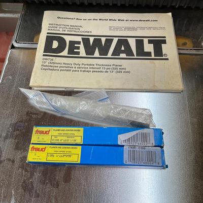 Dewalt Planer & Rolling Wooden Stand (WS-MG)