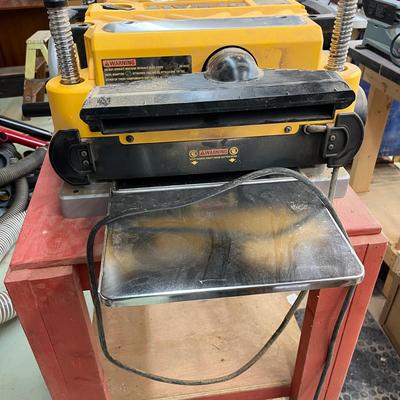 Dewalt Planer & Rolling Wooden Stand (WS-MG)