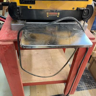 Dewalt Planer & Rolling Wooden Stand (WS-MG)
