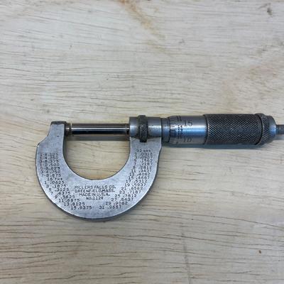Starrett Micrometers, Protractor & More (WS-MG)