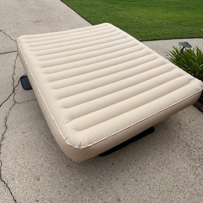 FRONTGATE ~ One (1) Queen Size Inflatable Bed ~ Used Once