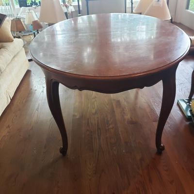 Henredon Three Leaf Dining Table (LR-KD)