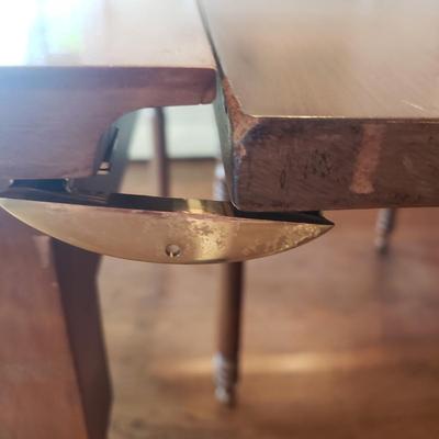 Benbow's Gate Leg Dining Table (LR-KD)