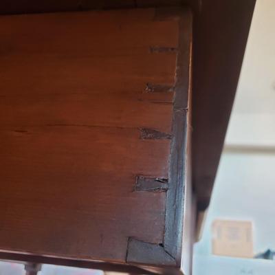 Benbow's Gate Leg Dining Table (LR-KD)