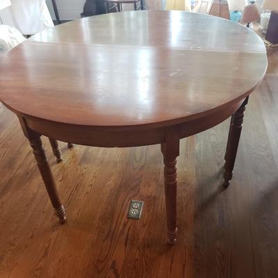 Benbow's Gate Leg Dining Table (LR-KD)