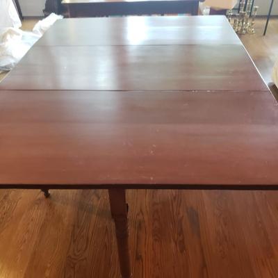 Benbow's Gate Leg Dining Table (LR-KD)