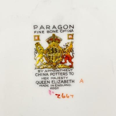 PARAGON ~ Gorgeous ~ Fine Bone China ~ 4 Piece Service For 6 ~*Read Details